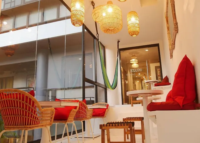 Blu Ari Stylish Gay Poshtel Hostal Bangkok