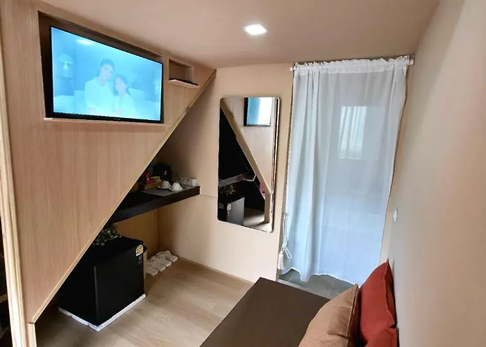 Blu Ari Stylish Gay Poshtel Hostal *