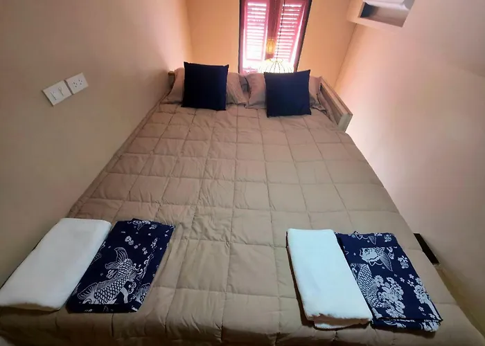 Hostal Blu Ari Stylish Gay Poshtel *
