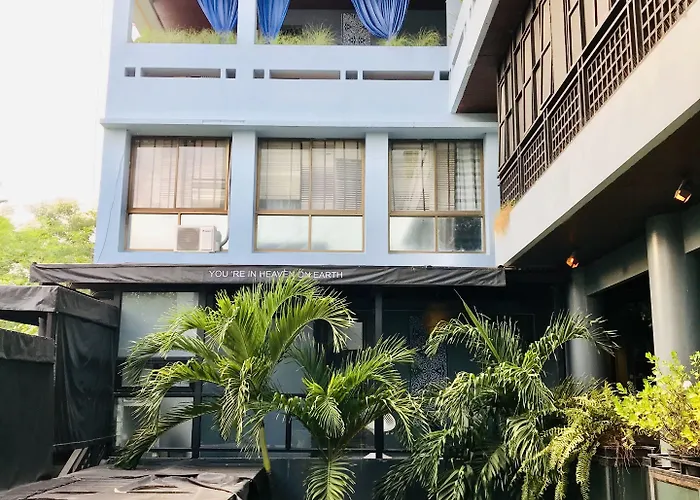 Blu Ari Stylish Gay Poshtel Hostal *